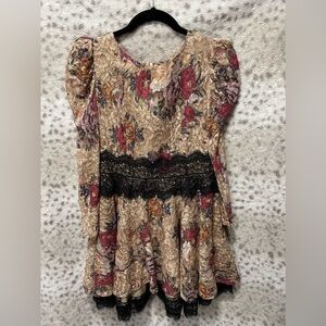 CHANTEKA PUFF SLEEVE LACE DRESS
